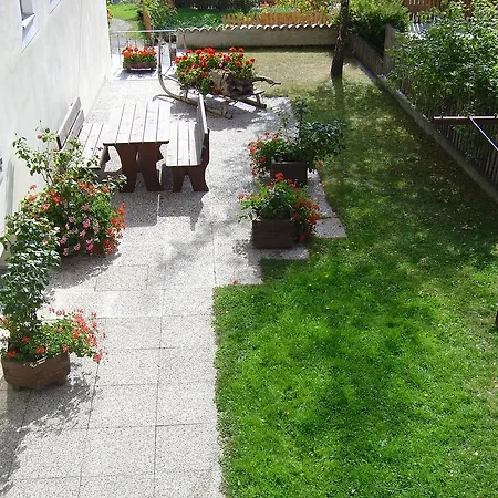 Pension Villa Claudia Augusta-3